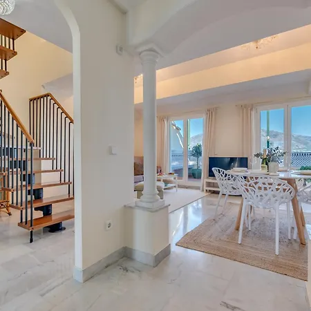 Apartment Cozy 2 Bdrm W Sea Views Next To Puerto Banus Marbella